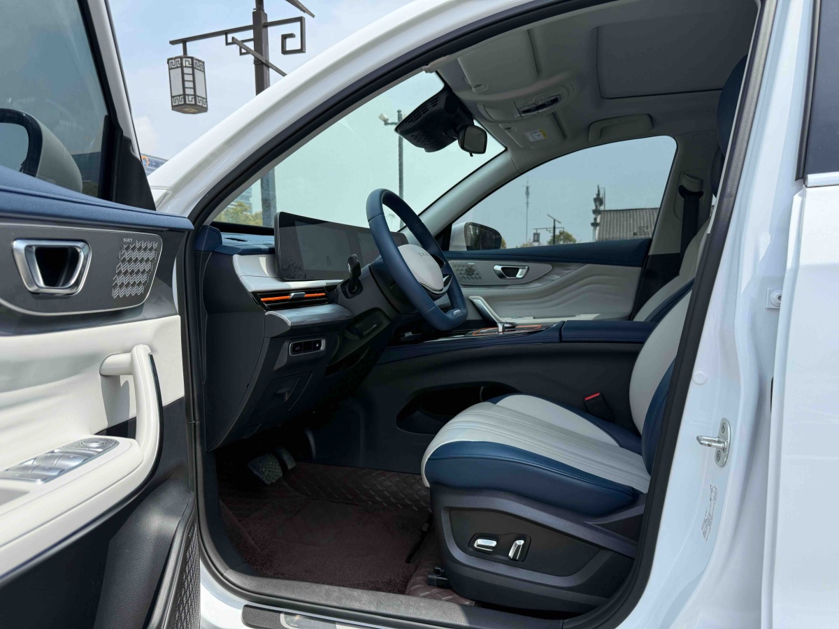 Exceed 2024 car image #4