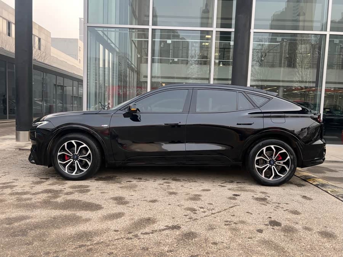 Ford Evos 2022 car image #4