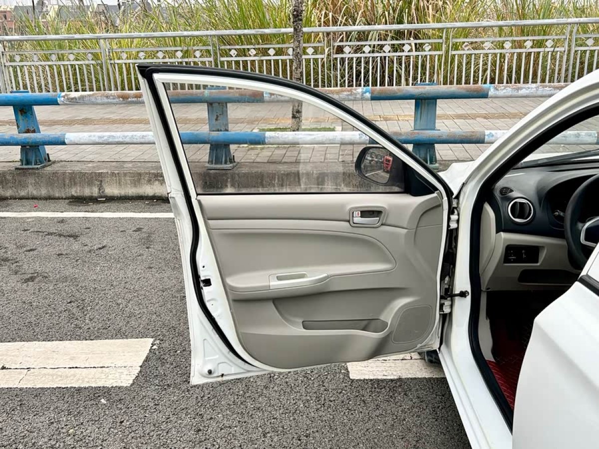 Changan Alsvin V3 2014 car image #4