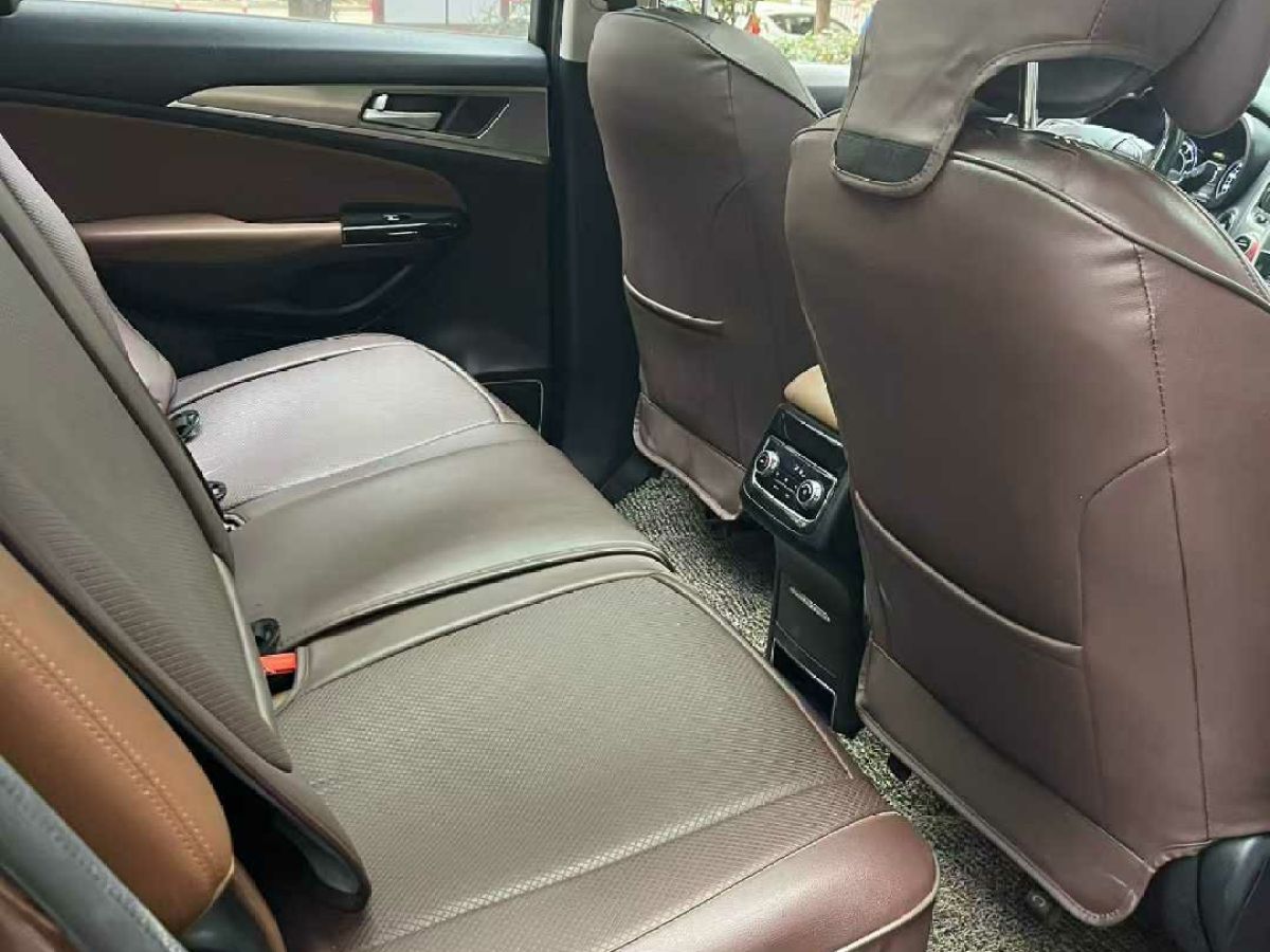 Changan CS95 2016 #4 Changan CS95 2016 صورة سيارة #4