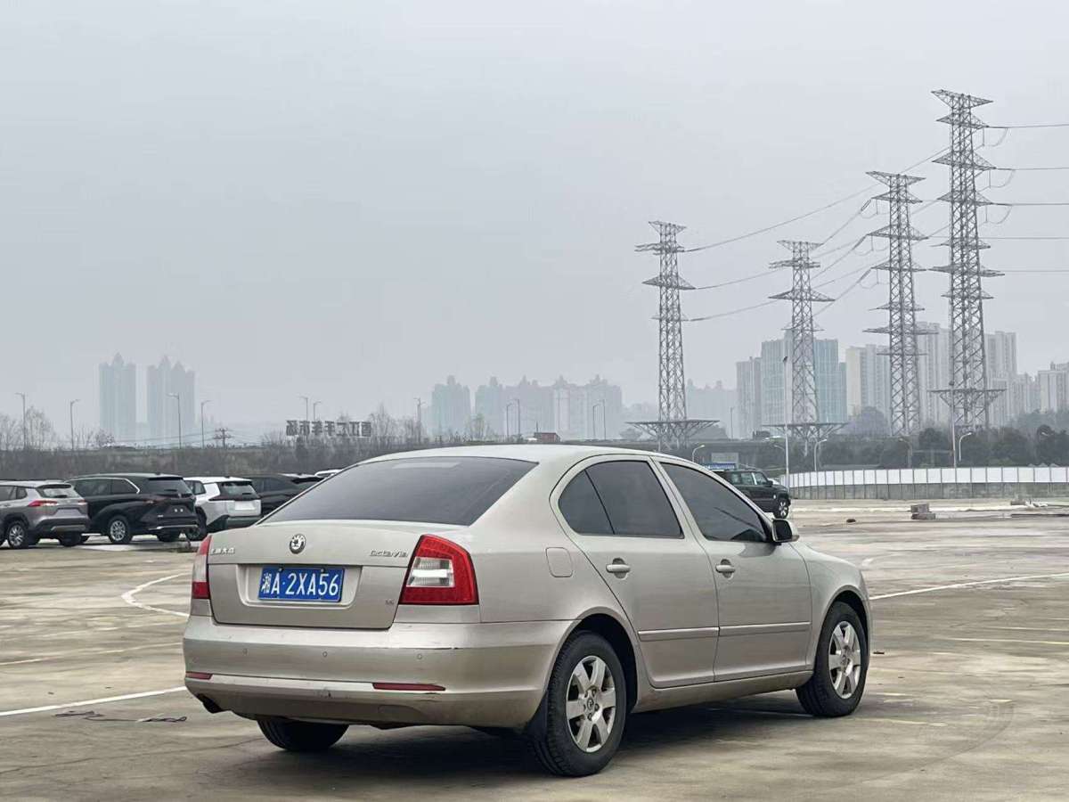 Skoda Octavia 2018 car image #4