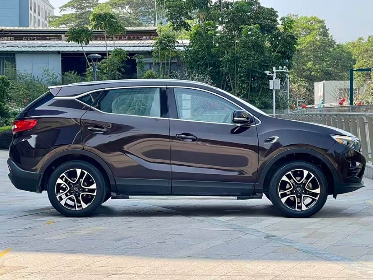 Soueast DX7 2016 car image #4