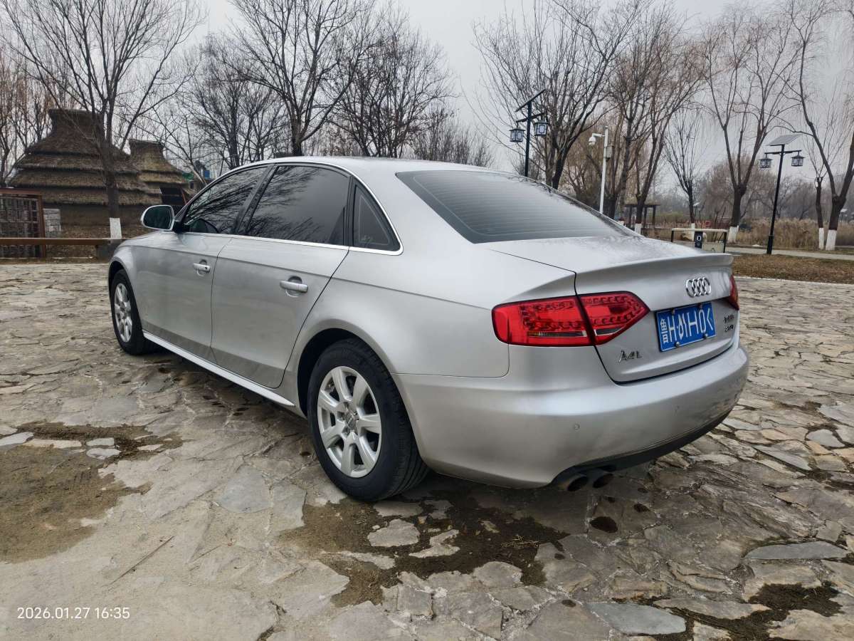 Audi A4L 2010 car image #4