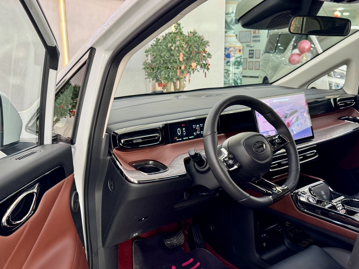 GAC Trumpchi E8 New Energy 2025 car image #4