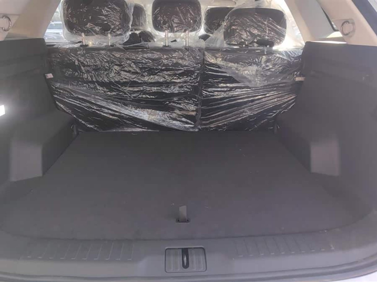 Chery Exploration 06 C-DM 2025 #4 Chery Exploration 06 C-DM 2025 car image #4