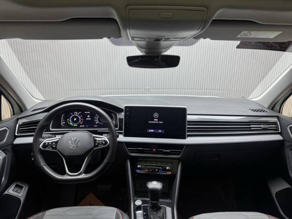 Volkswagen Tiguan L New Energy 2021 изображение автомобиля #4