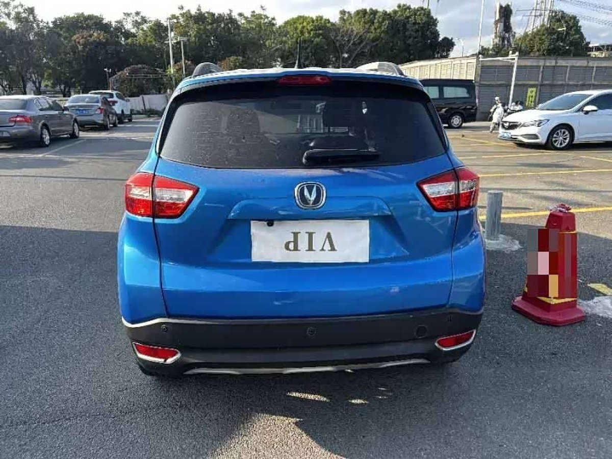 Changan CS15 2016 изображение автомобиля #4