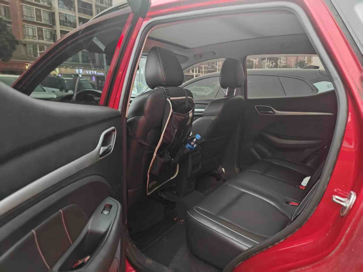 MG ZS 2017 #4 MG ZS 2017 car image #4