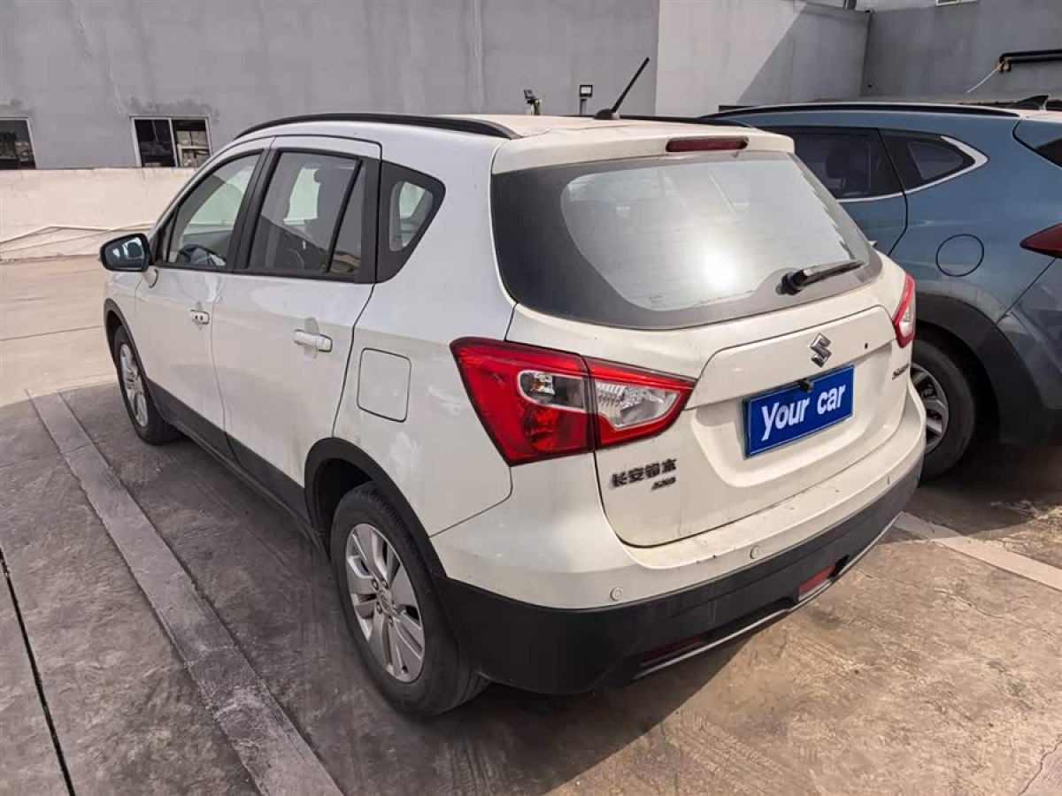 Suzuki S-Cross 2017 immagine di auto #4