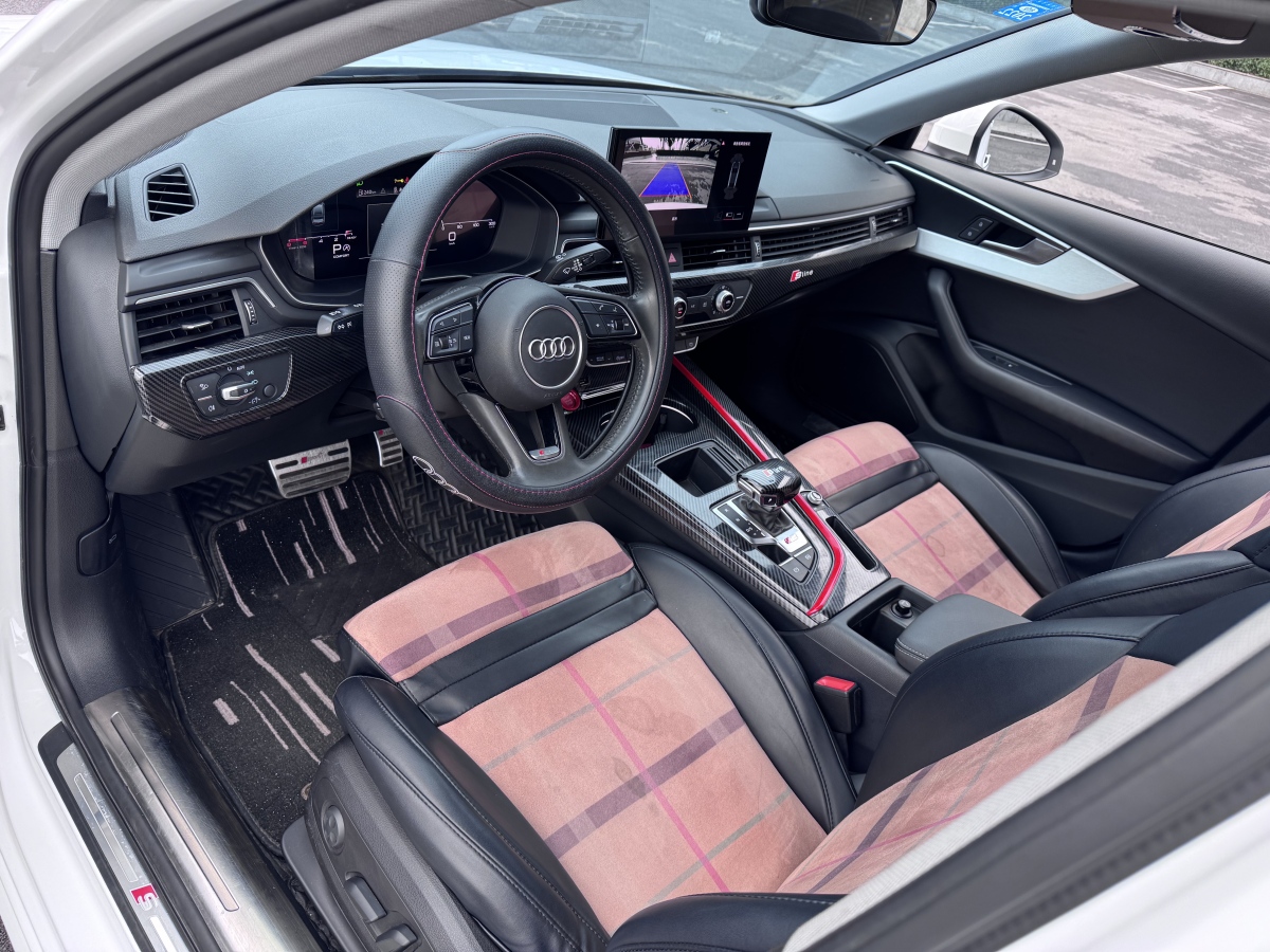 Audi A4L 2020 car image #4