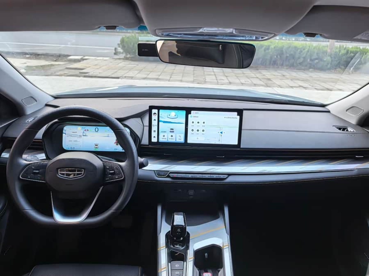 GEELY 2023 #4 GEELY 2023 car image #4