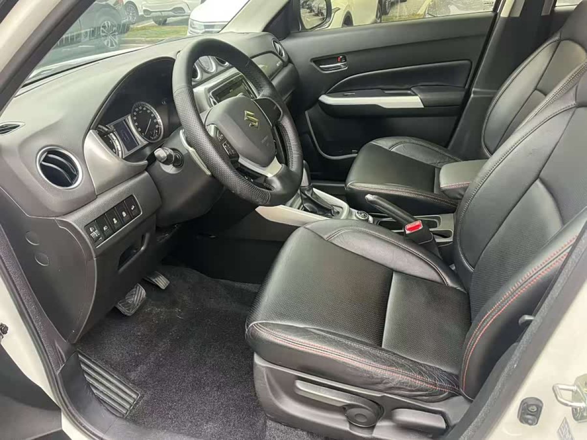 Suzuki Vitara 2017 image de voiture #4