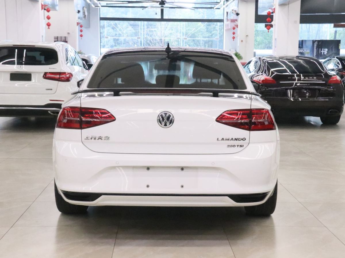 Volkswagen Lamando 2021 car image #4