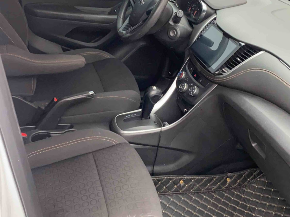 Chevrolet Tracker 2017 #4 Chevrolet Tracker 2017 car image #4