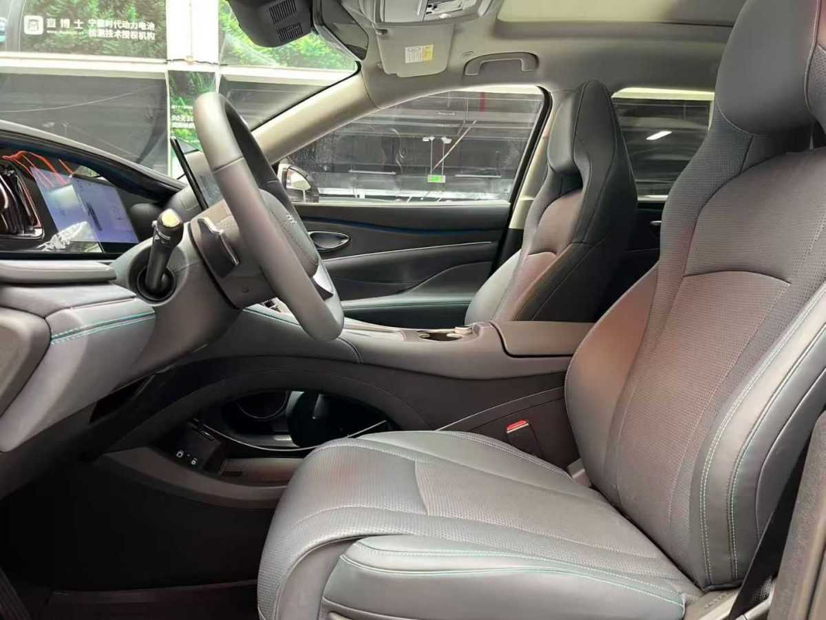 BYD Sea Lion 07 DM-i 2025 car image #4