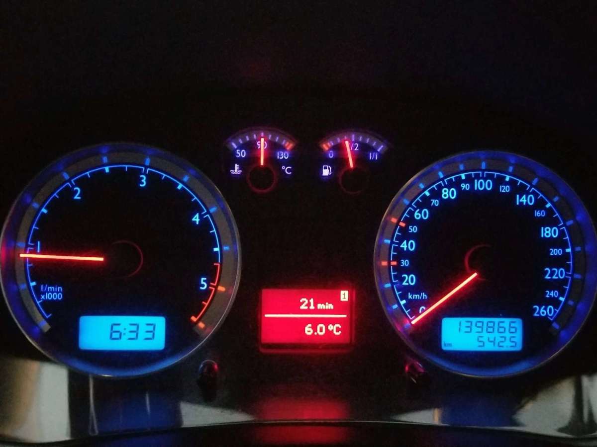 Volkswagen Bora Classic 2006 immagine di auto #4