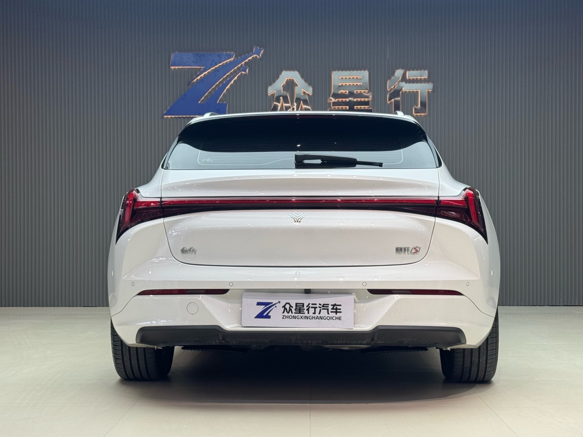 哪吒汽车 哪吒S猎装 2025 汽车图片 #4