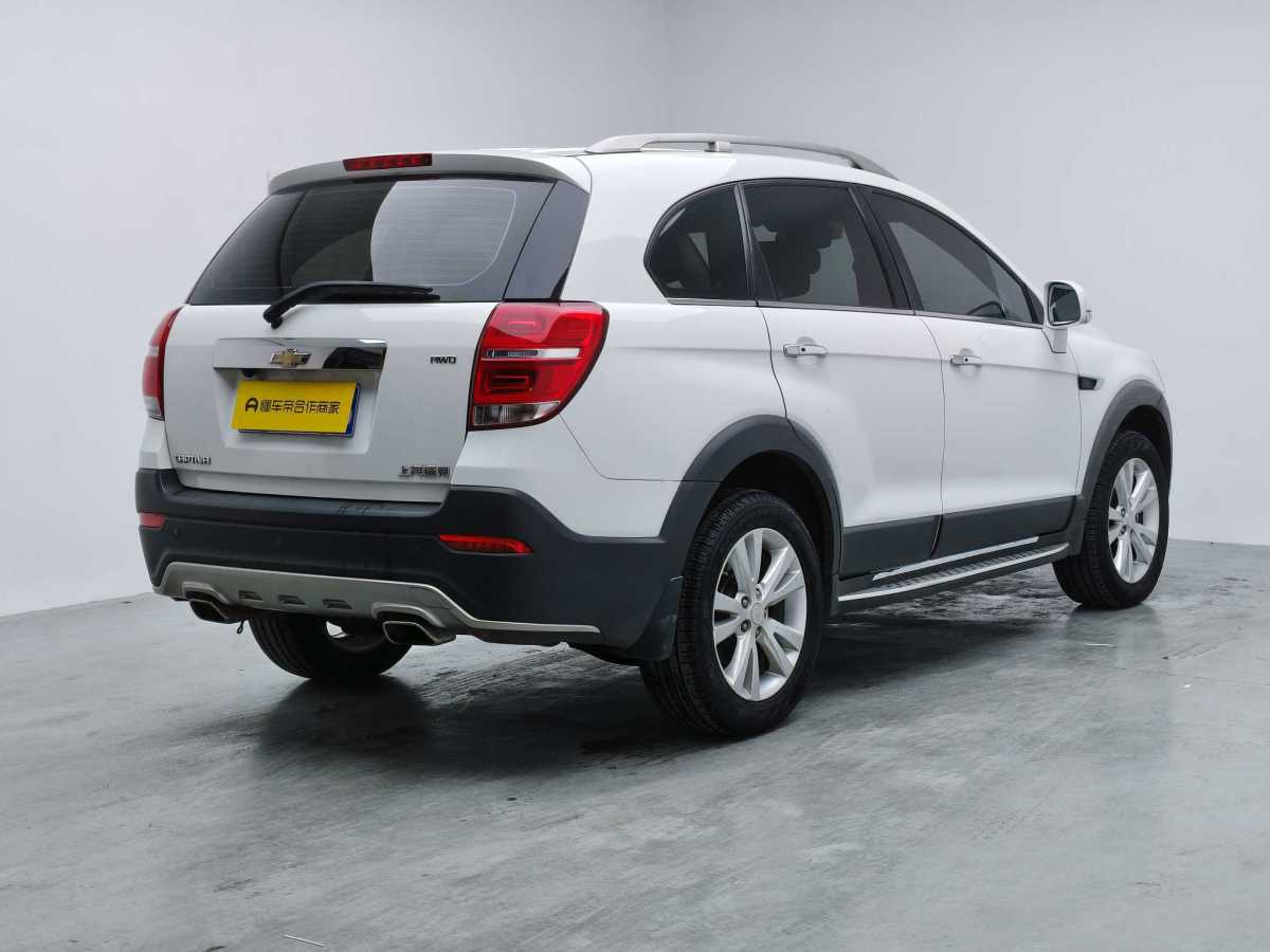 Chevrolet Captiva 2016 car image #4