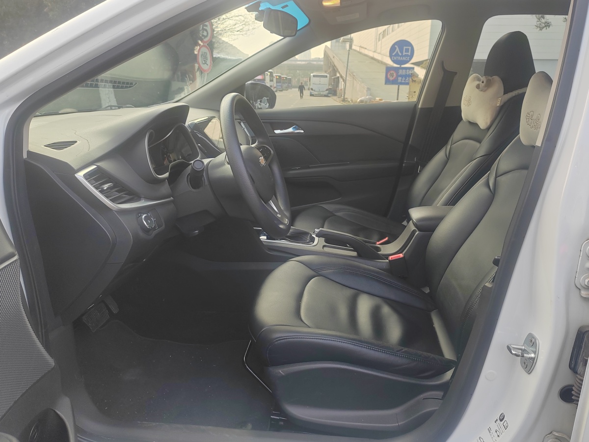 Chevrolet Cavalier 2018 car image #4