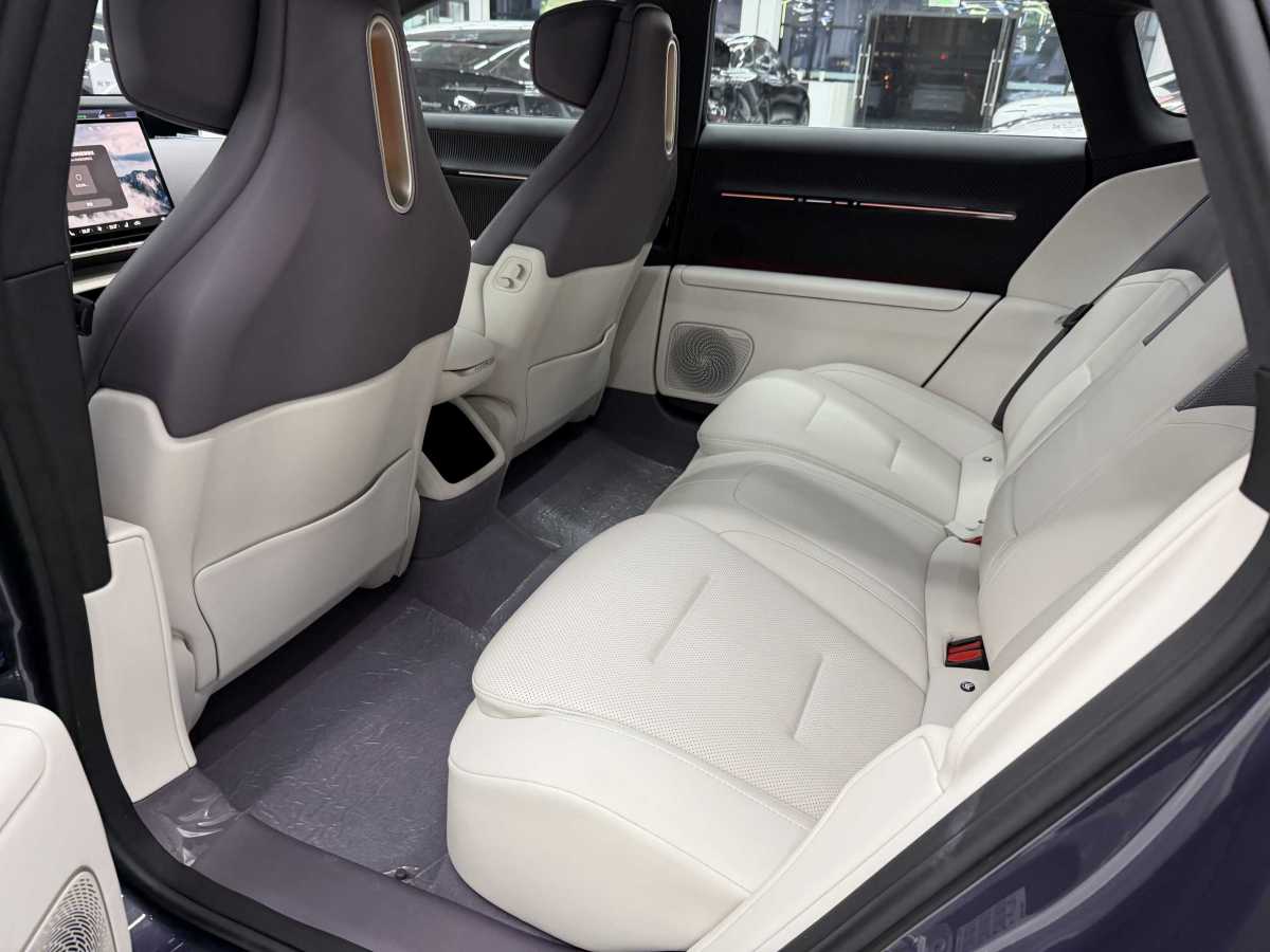 阿维塔 阿维塔12 2024 汽车图片 #4