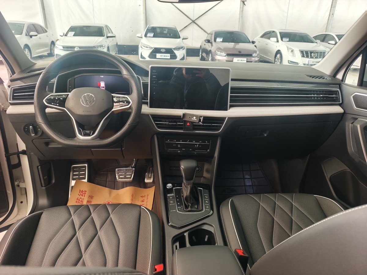 Citroen Tiguan L 2021 car image #4