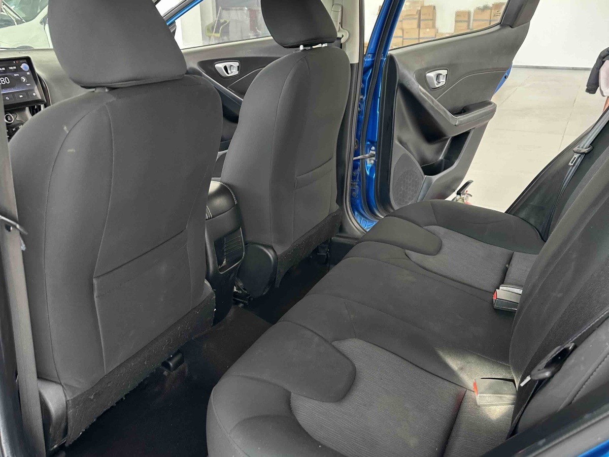 GAC Trumpchi GA3 2013 #4 GAC Trumpchi GA3 2013 image de voiture #4