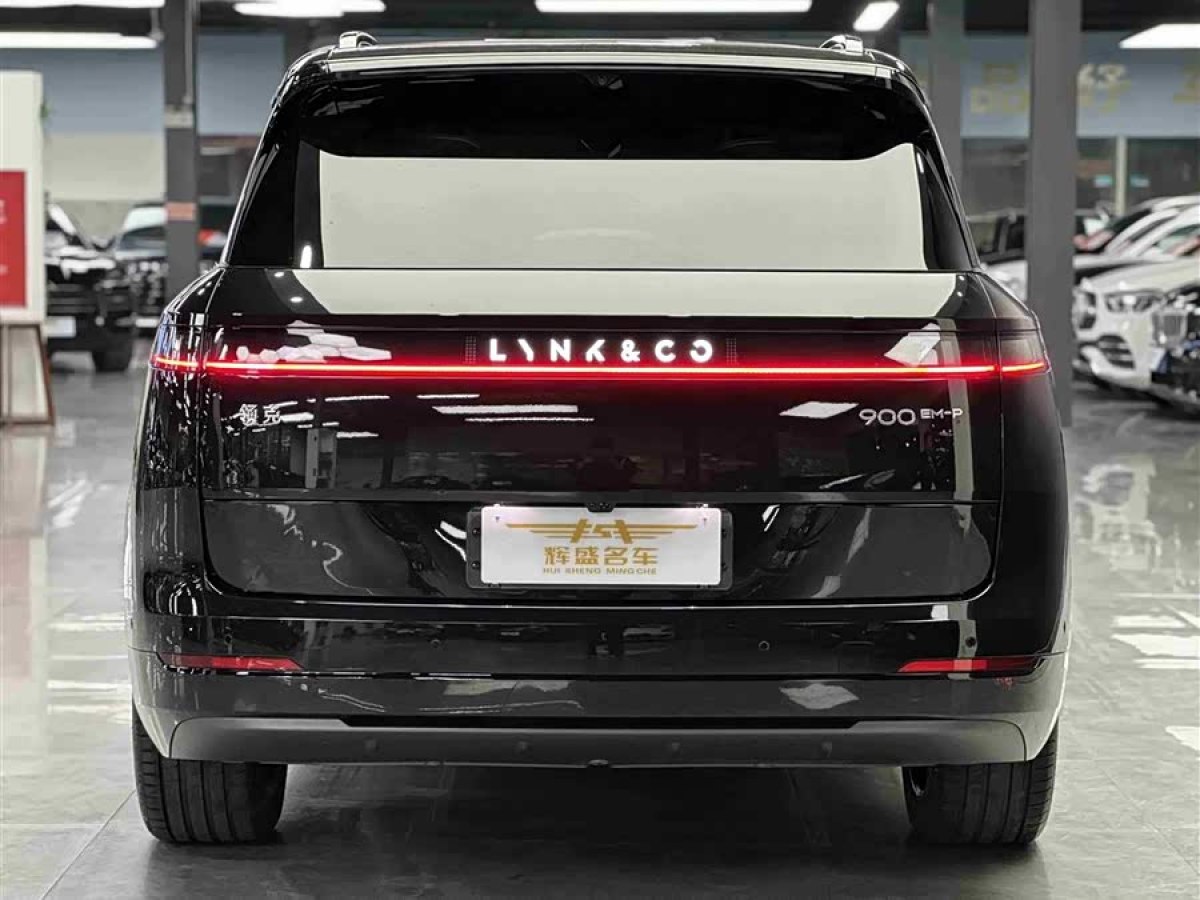 Lynk & Co 900 2025 car image #4