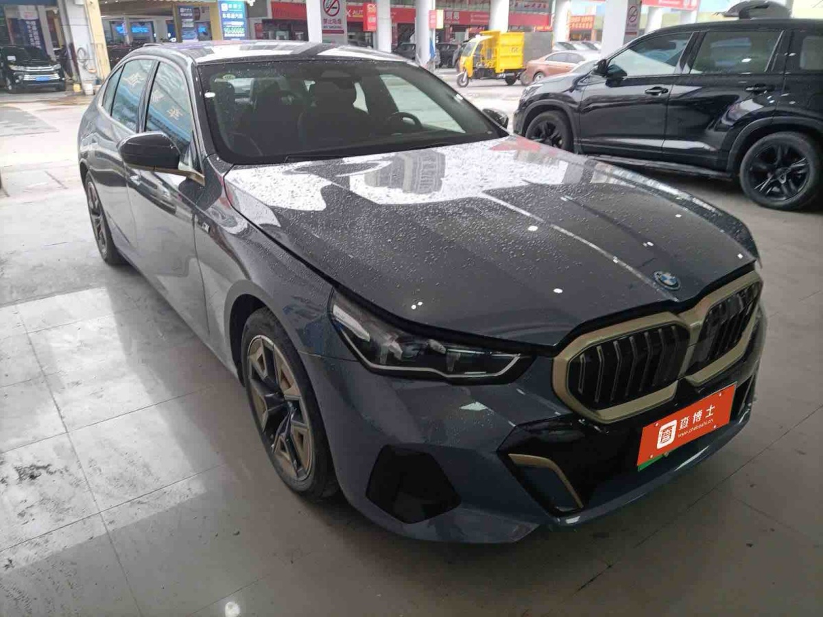 BMW i5 2024 car image #4