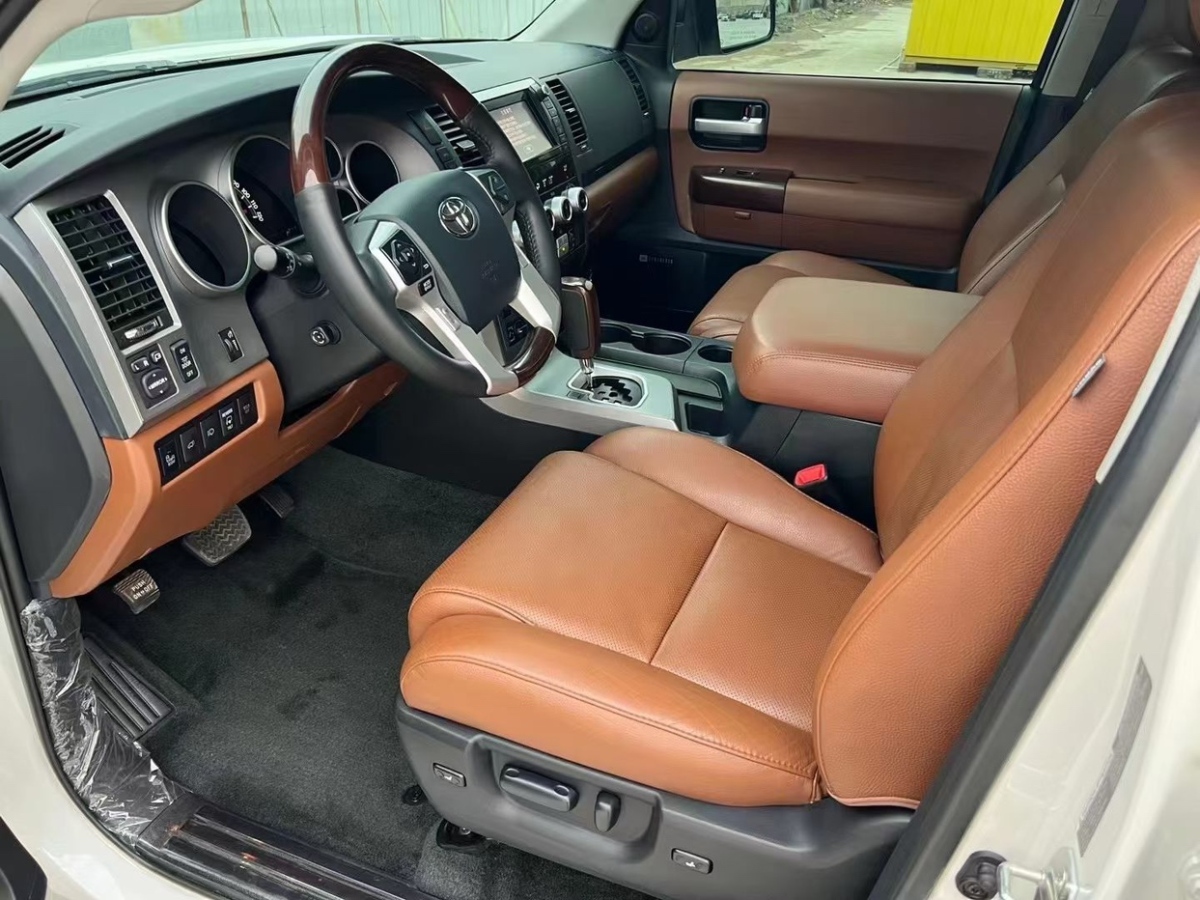 丰田 红杉 2015 汽车图片 #4