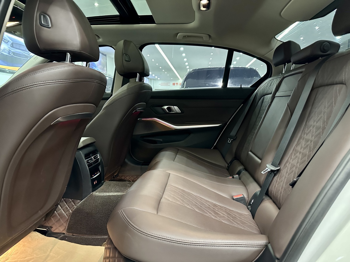 BMW i3 2024 car image #4