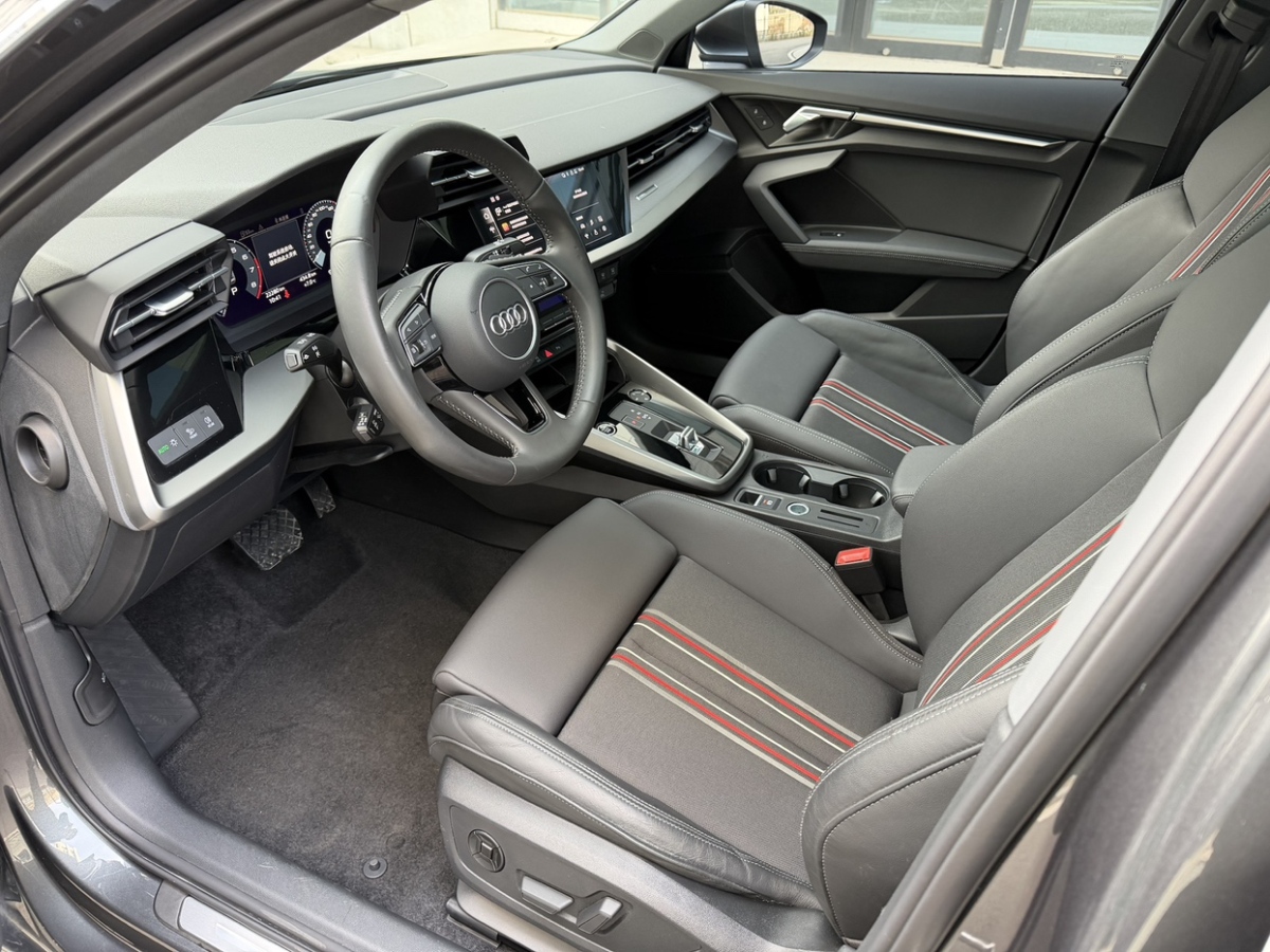 Audi 2022 car image #4