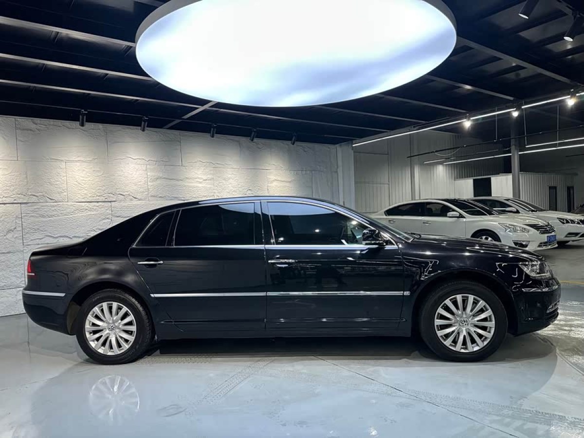 Volkswagen Pheaton 2013 immagine di auto #4