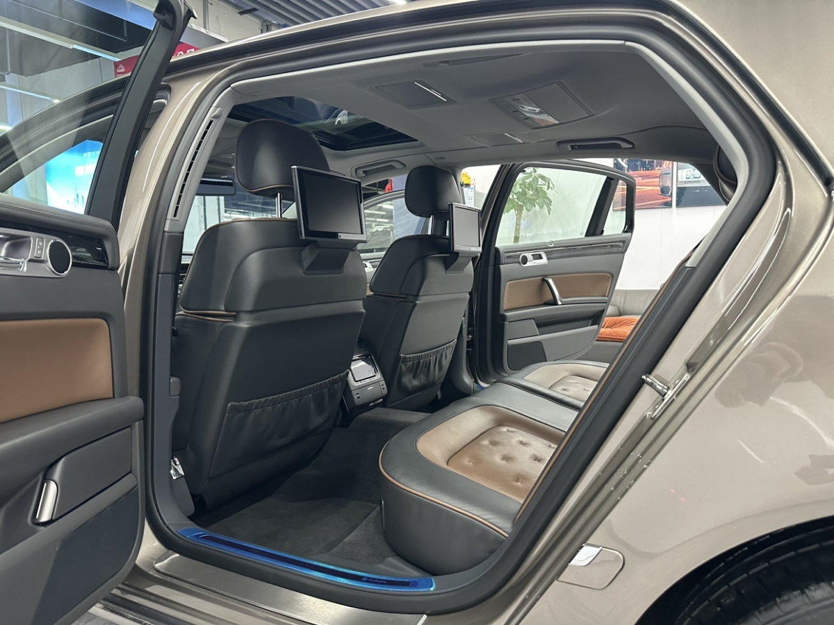 Volkswagen Pheaton 2017 immagine di auto #4