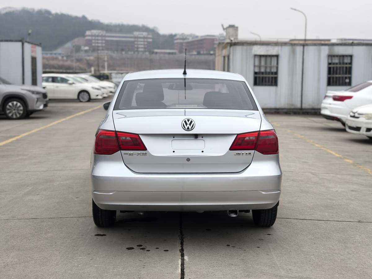 Volkswagen Jetta 2015 immagine di auto #4