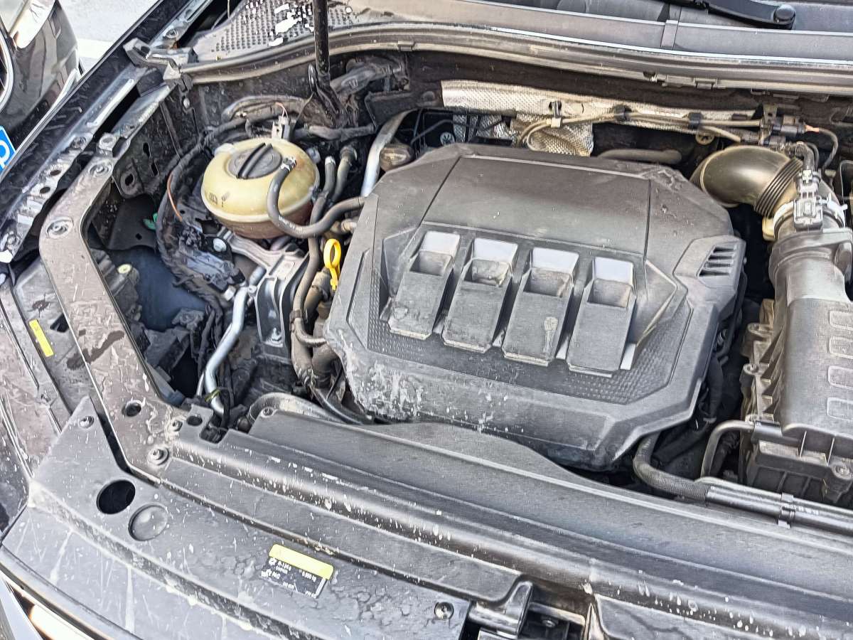 Volkswagen Tiguan L 2020 car image #4