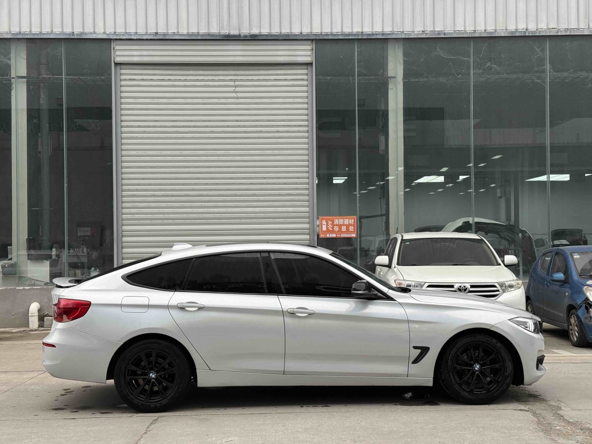 BMW 3 Series GT 2016 immagine di auto #4