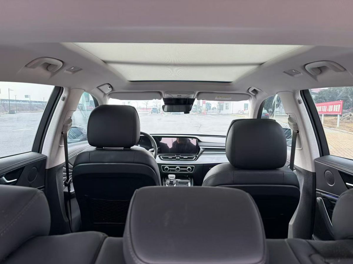 HongQi HS5 2024 #4 HongQi HS5 2024 car image #4