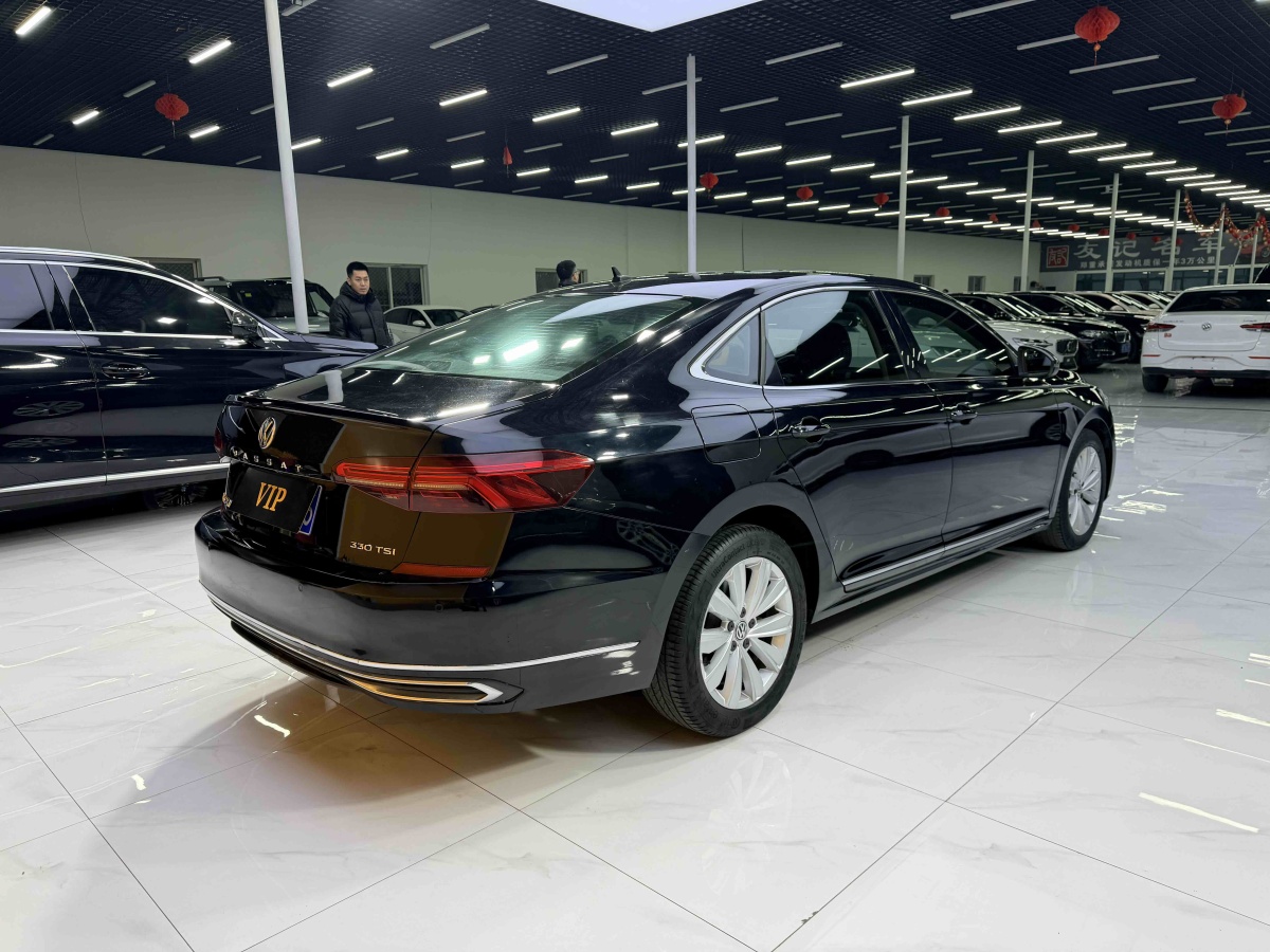 Volkswagen Passat 2019 car image #4