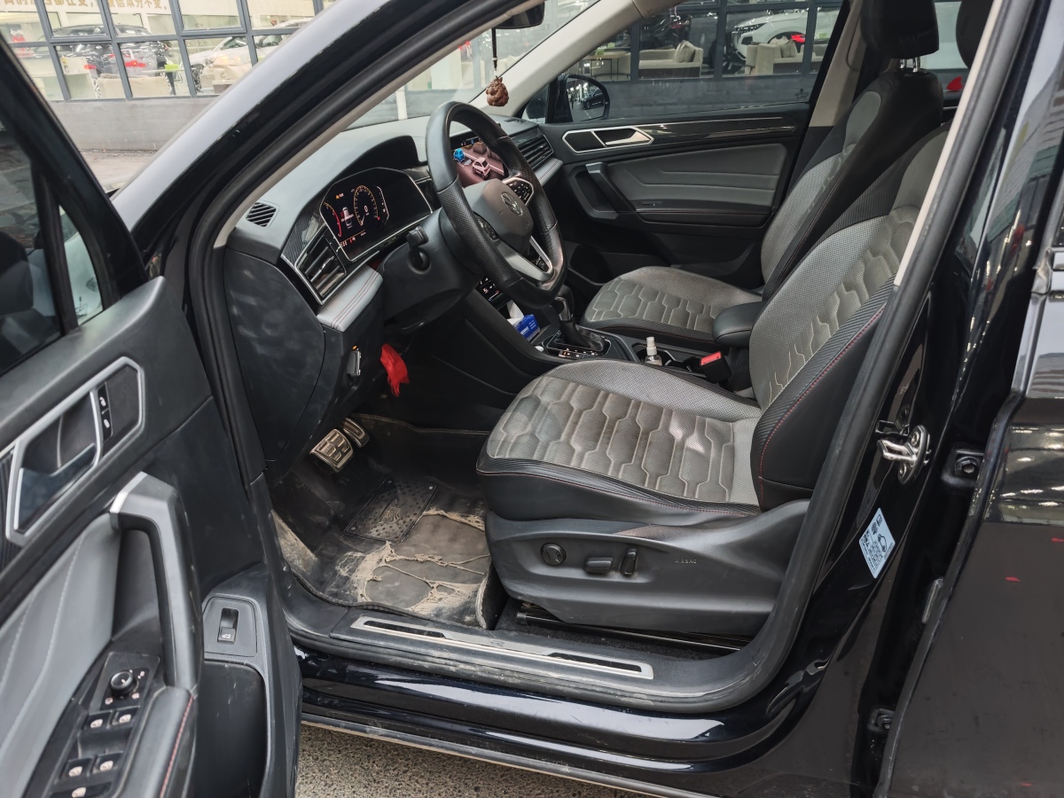 Volkswagen Tiguan X 2023 car image #4