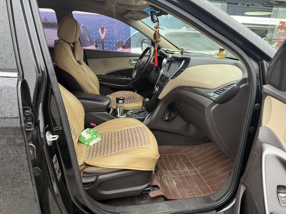 Hyundai Santa Fe 2015 #4 Hyundai Santa Fe 2015 car image #4