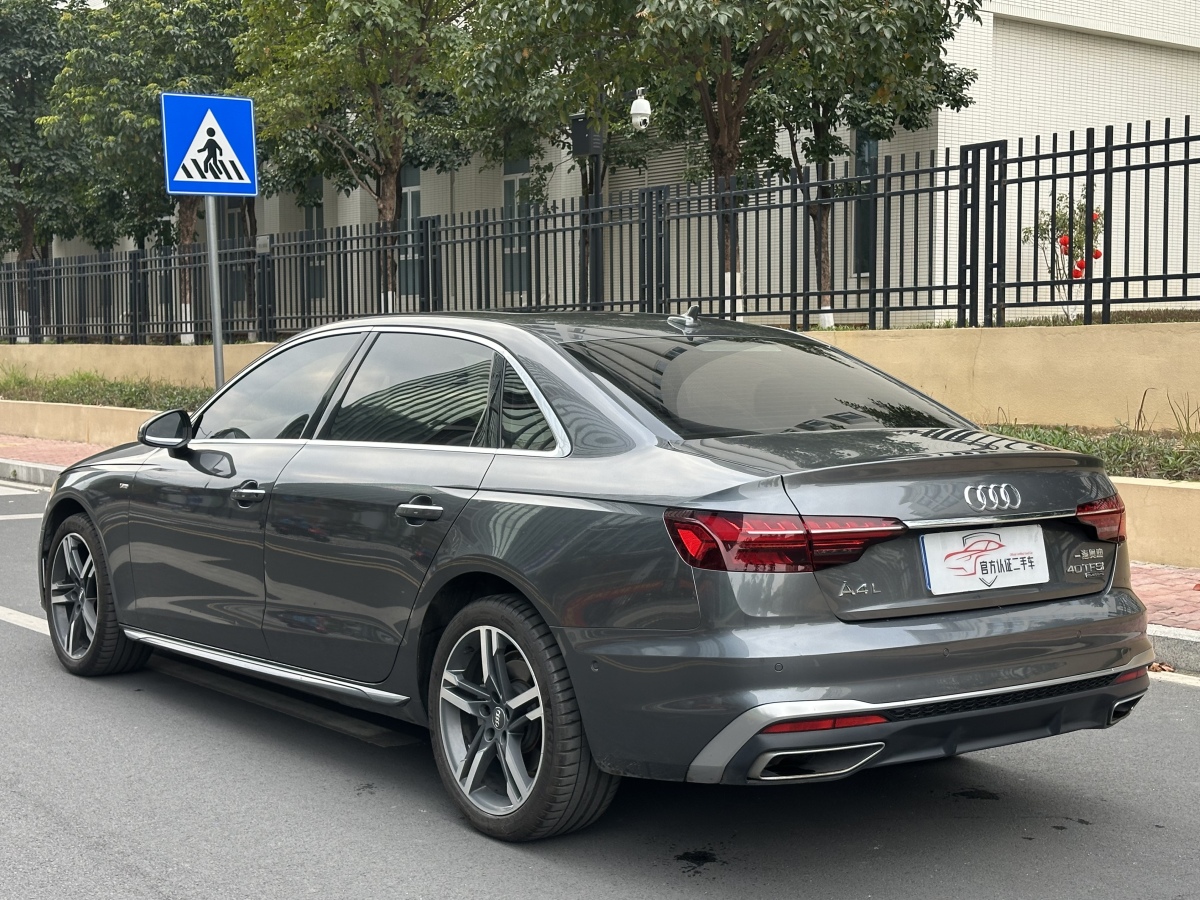Audi A4L 2020 car image #4
