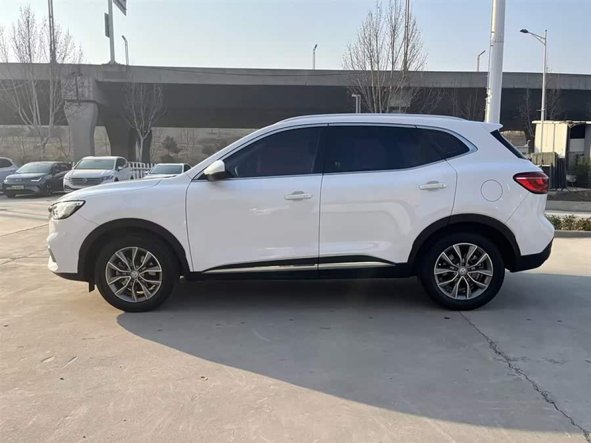 MG HS 2022 car image #4