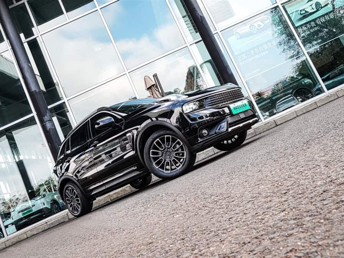 Lynk & Co 01 EM-P 2020 car image #4