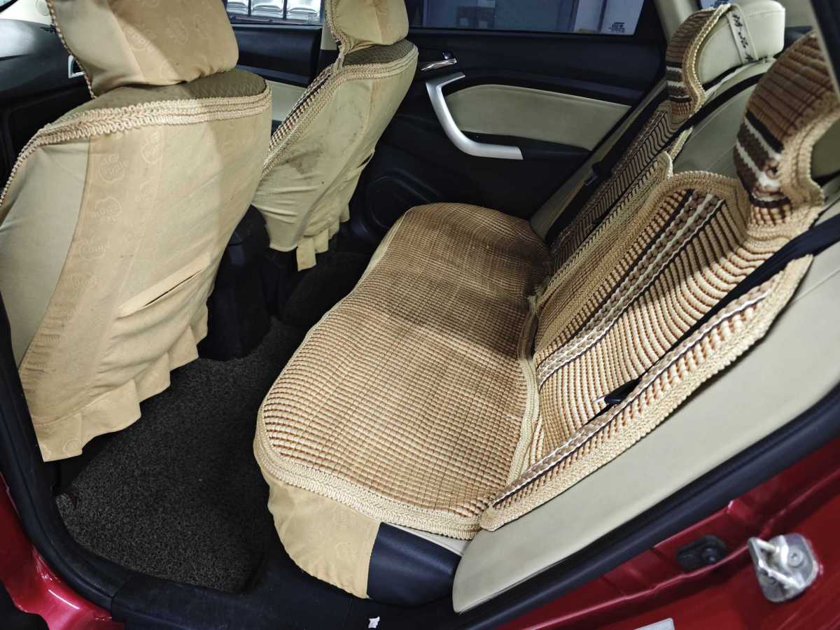 Changan Alsvin V7 2015 #4 Changan Alsvin V7 2015 car image #4