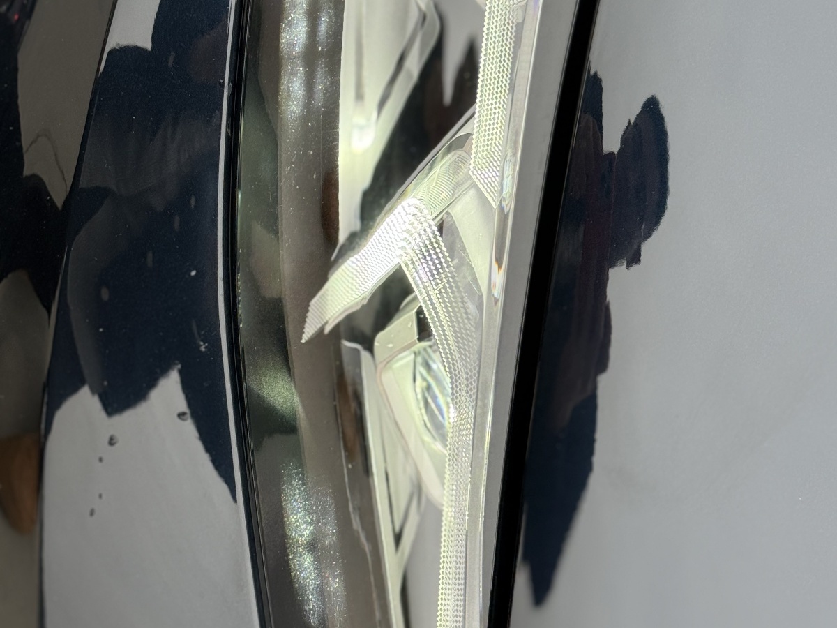 BMW i3 2023 immagine di auto #4