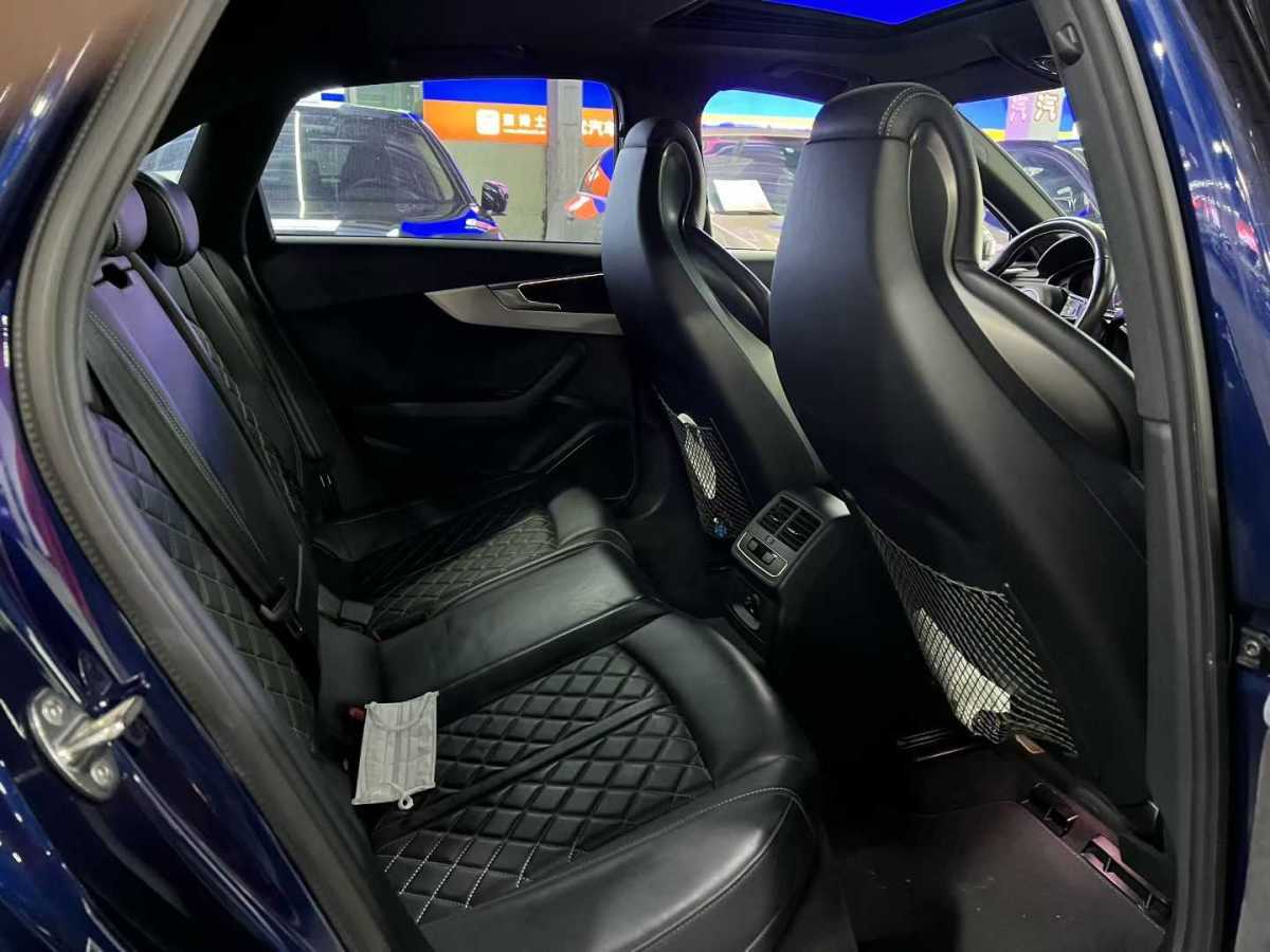 Wuling S4 2019 car image #4