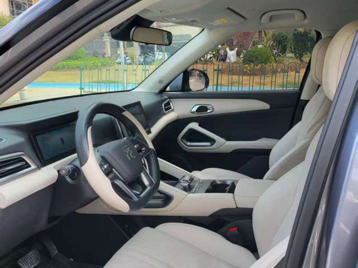 BYD YuanUP 2024 #4 BYD YuanUP 2024 immagine di auto #4