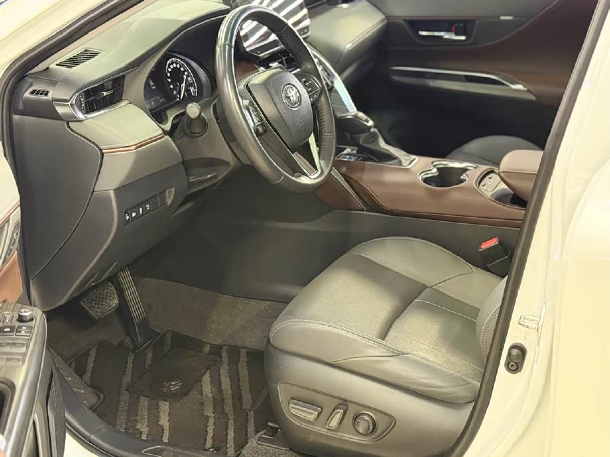 Toyota Harrier 2023 immagine di auto #4