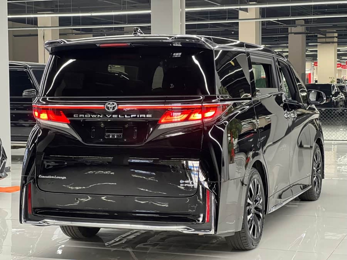 Toyota Vellfire 2025 #4 Toyota Vellfire 2025 immagine di auto #4