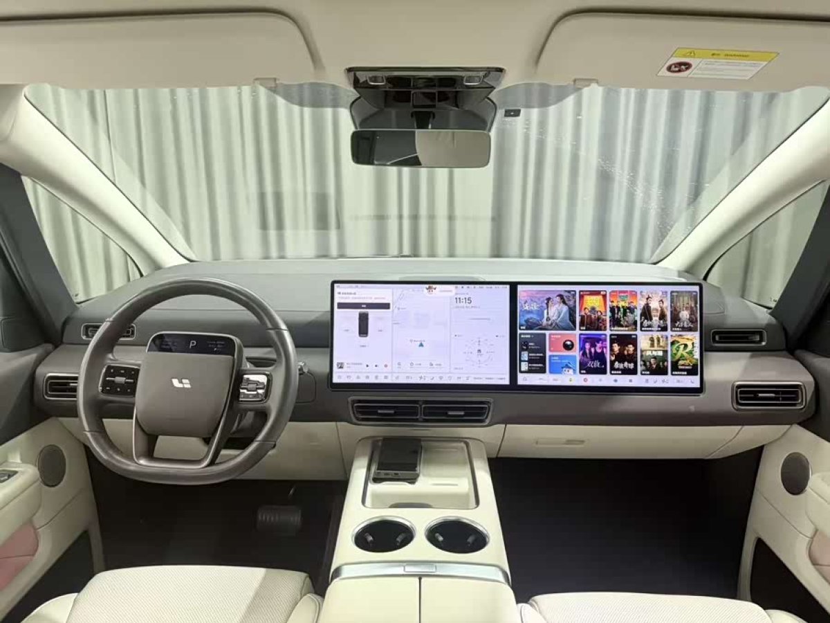 理想汽车 理想MEGA 2024 汽车图片 #4